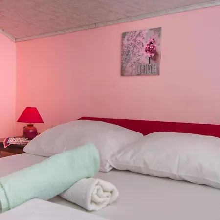 Secluded Holiday In Azillanet With Private Pool Crikvenica